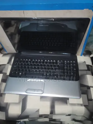 Photo - Laptop HP Compaq Presario CQ61 4GB Intel Core 2 Duo HDD 250GB