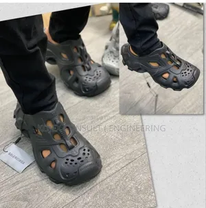 Balenciaga Quality Crocs
