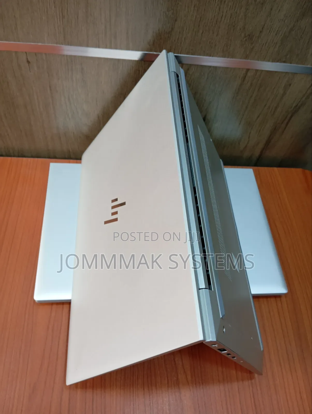 Laptop HP EliteBook 830 G8 16GB Intel Core i7 SSD 512GB