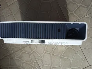 Very Bright and Long Lasting Projector