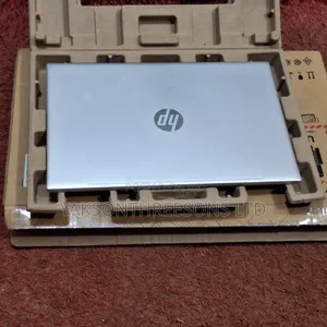 Laptop HP Pavilion 15-Cs3063cl 8GB Intel Core I5 SSD 512GB