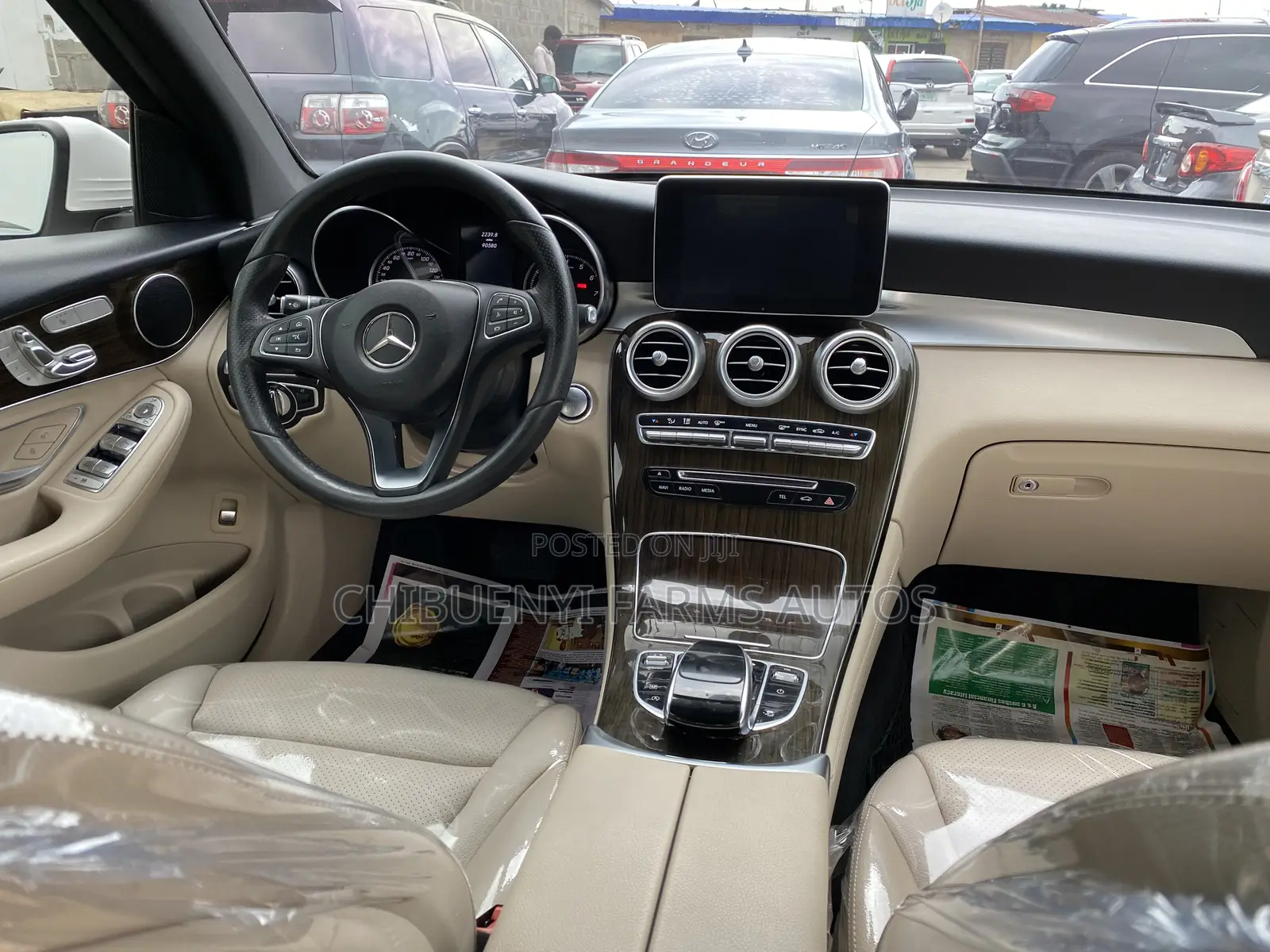 Mercedes-Benz GLC-Class 2017 White