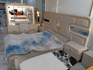 Quality Imported Set of 6 by 7 Bed With Dressing Mirror