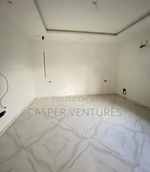 1bdrm Room & Parlour in Admiralty, Lekki Phase 1 for rent