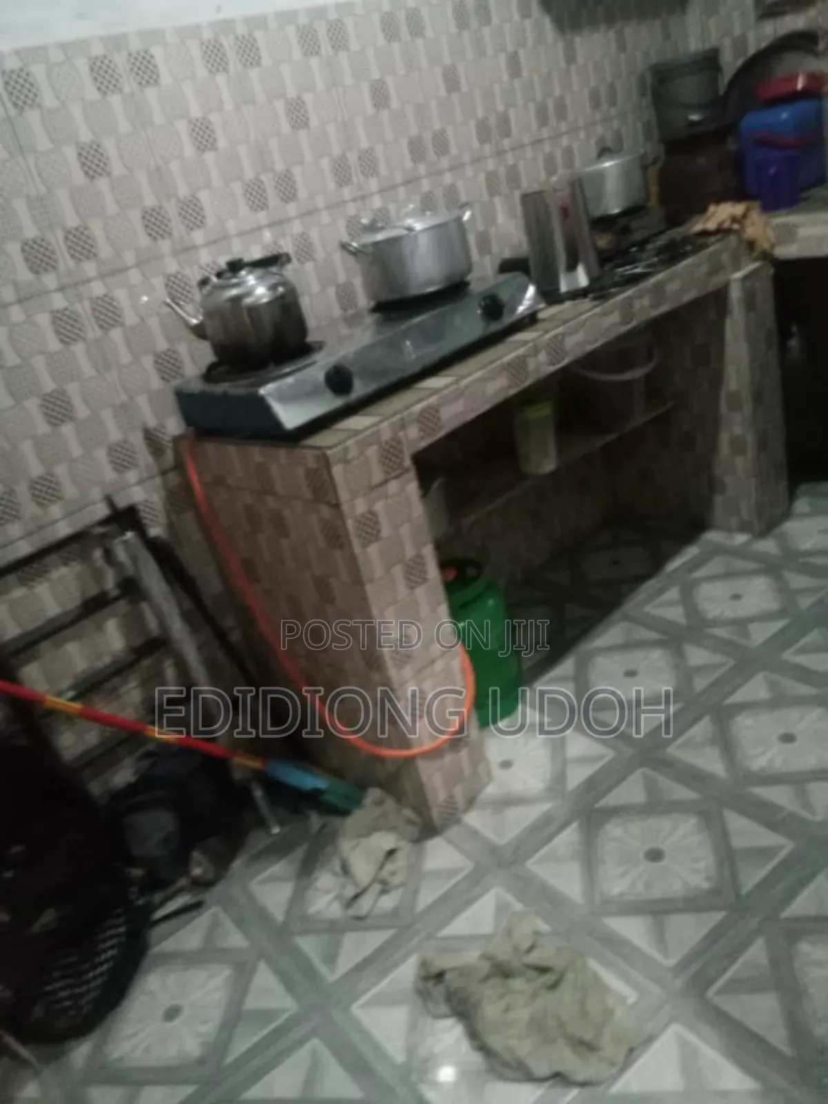 2bdrm Block of Flats in Ekom Iman / Abak for sale