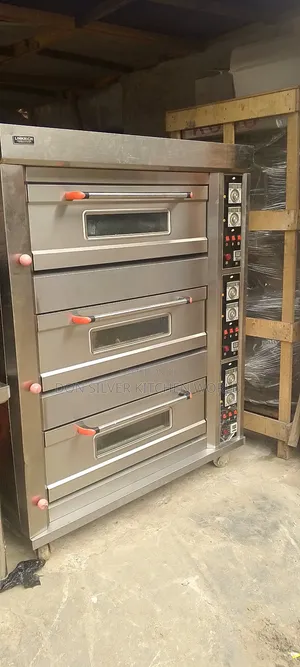 Six Trays Gas Oven