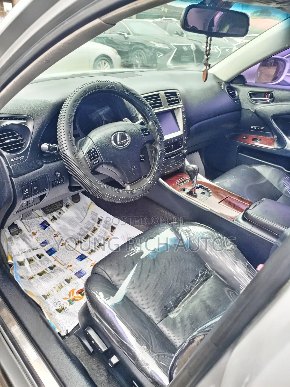 Lexus IS 2010 Silver