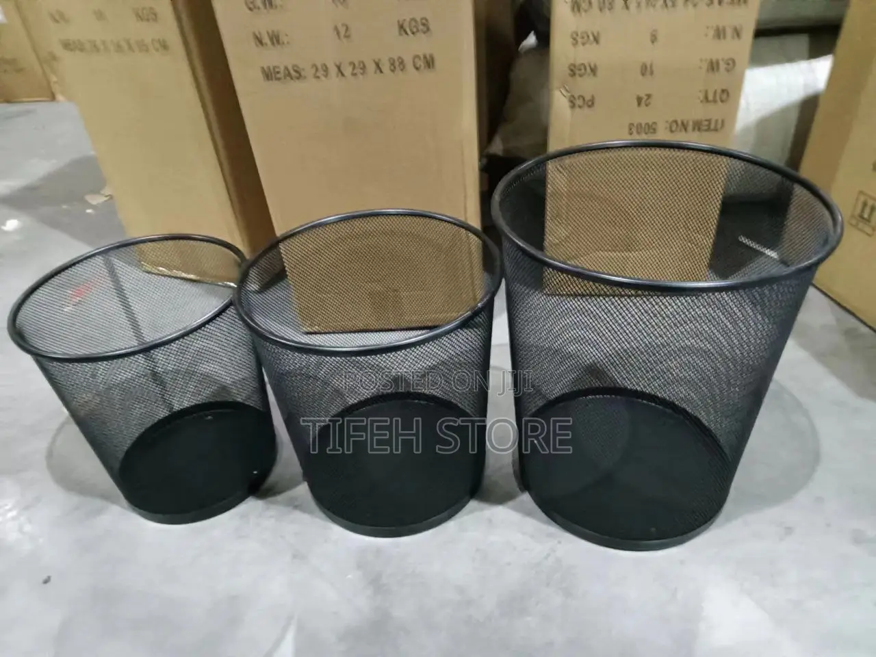 Mesh Dustbin