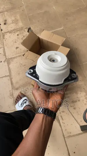 Brand New Engine Seat/Mount Mercedes Benz Ml350 (W166)