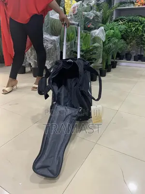 Black Duffle Bag With Trolley