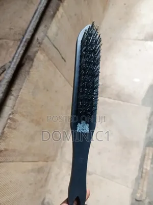 Plastic Iron Brush