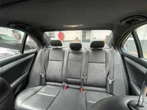 Mercedes-Benz C300 2014 Silver