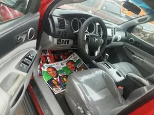 Toyota Tacoma 2014 Red