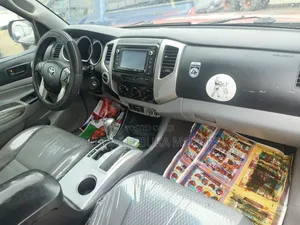 Toyota Tacoma 2014 Red