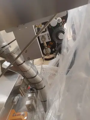 4 Side Seal Powder Packaging Machine 10g - 500g