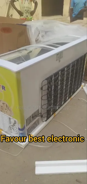 Polystar Showcase Double Door Freezer (85w) Pv-CSC 615l