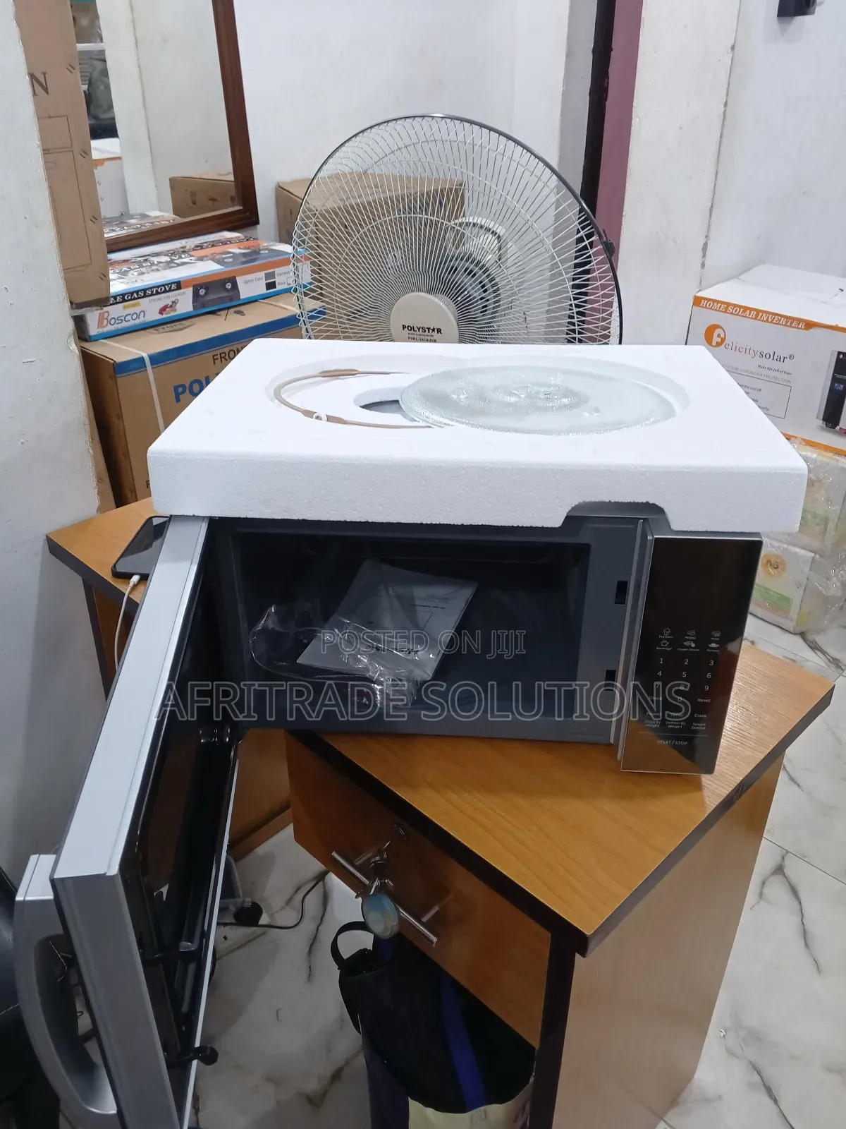 Hisense Countertop Microwave 26MOS5H