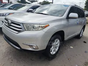 Toyota Highlander Limited 3.5l 4WD 2013 Silver