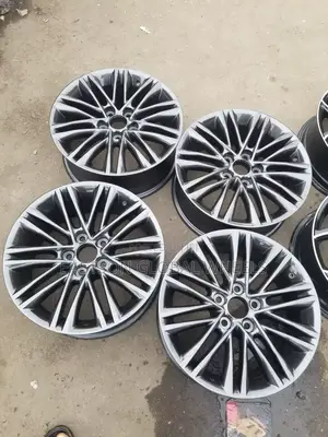 17 Inches Pencil Color Alloy For Toyota And Lexus Vehicles