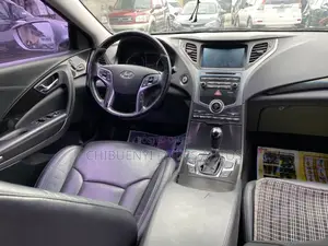 Hyundai Grandeur 2015 Gray