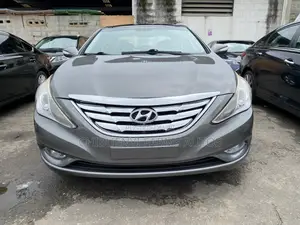 Hyundai Sonata 2012 Gray