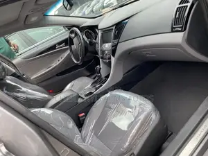 Hyundai Sonata 2012 Gray