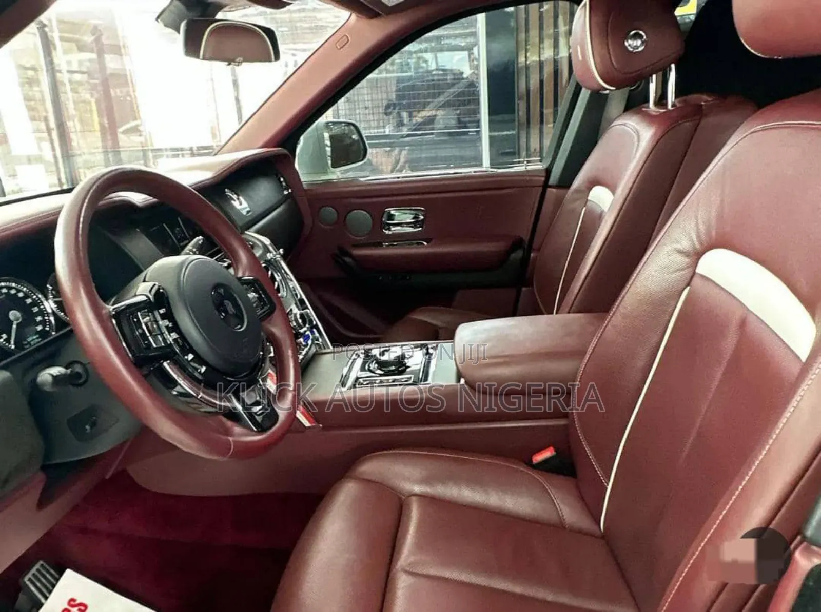 Rolls-Royce Cullinan Base 2021 White