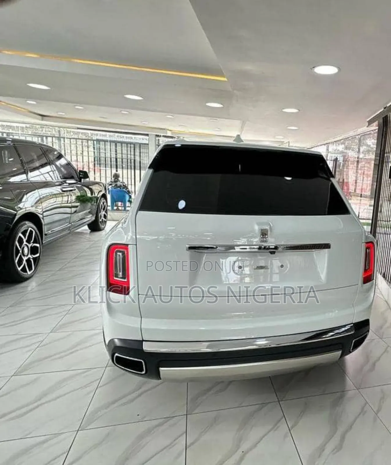 Rolls-Royce Cullinan Base 2021 White