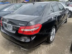 Mercedes-Benz E350 2010 Black