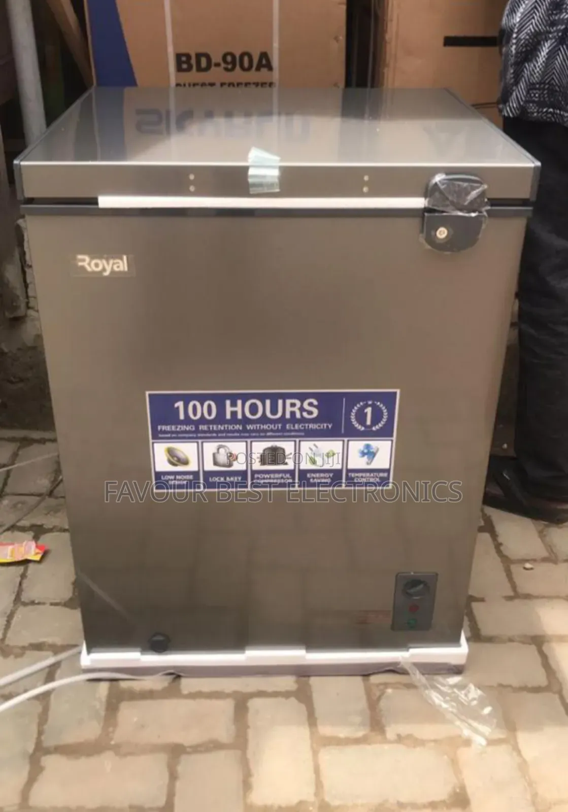 High Quality Royal 155L Single Door Freezer Energy Saving
