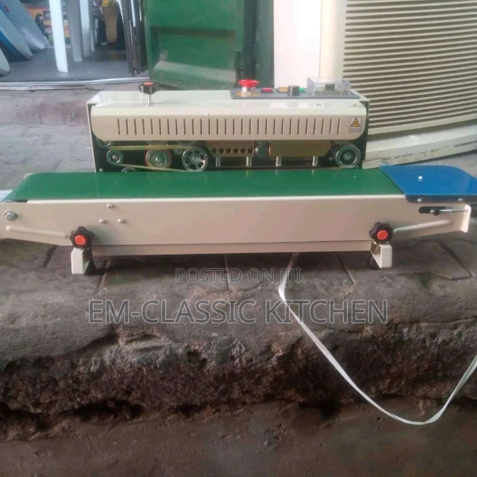 Continues Bounce Sealer Machine