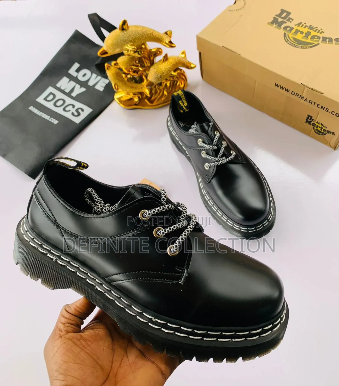 DR MARTENS Luxury Shoe