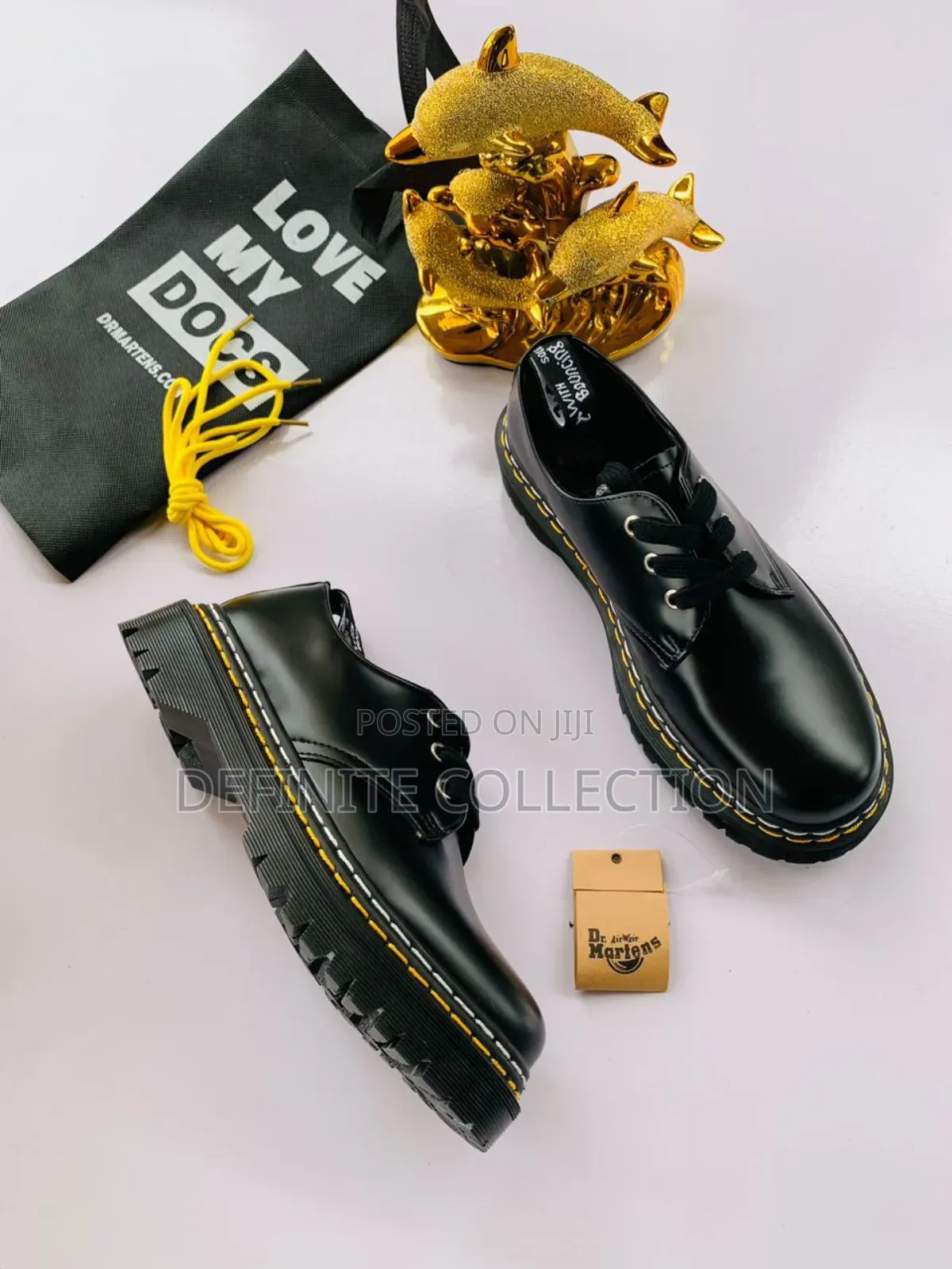 DR MARTENS Luxury Shoe