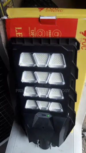 High Quality 12 Eyes Solar Street Lights