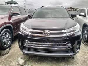 Toyota Highlander 2016 Black