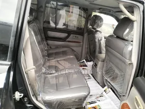 Toyota Land Cruiser 2007 Black