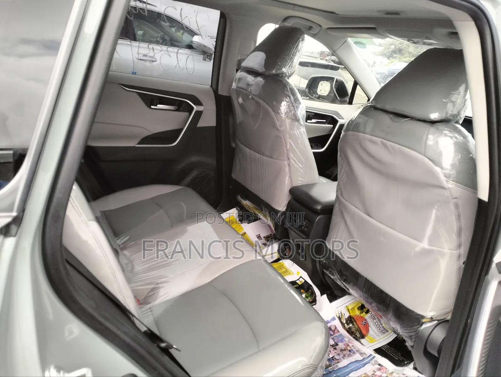 Toyota RAV4 XLE AWD 2020 Gray