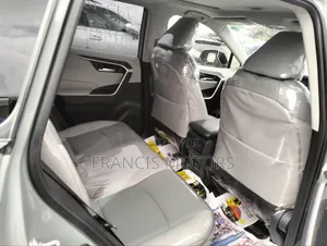Toyota RAV4 XLE AWD 2020 Gray