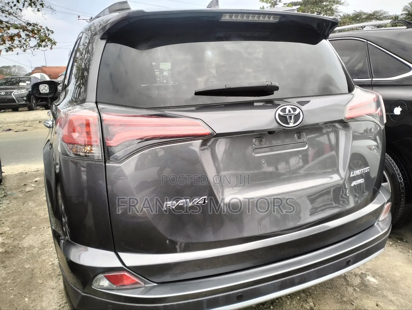 Toyota RAV4 2017 Gray