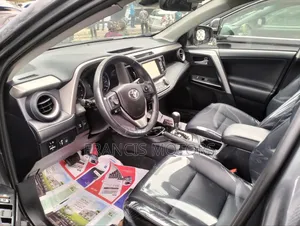 Toyota RAV4 2017 Gray