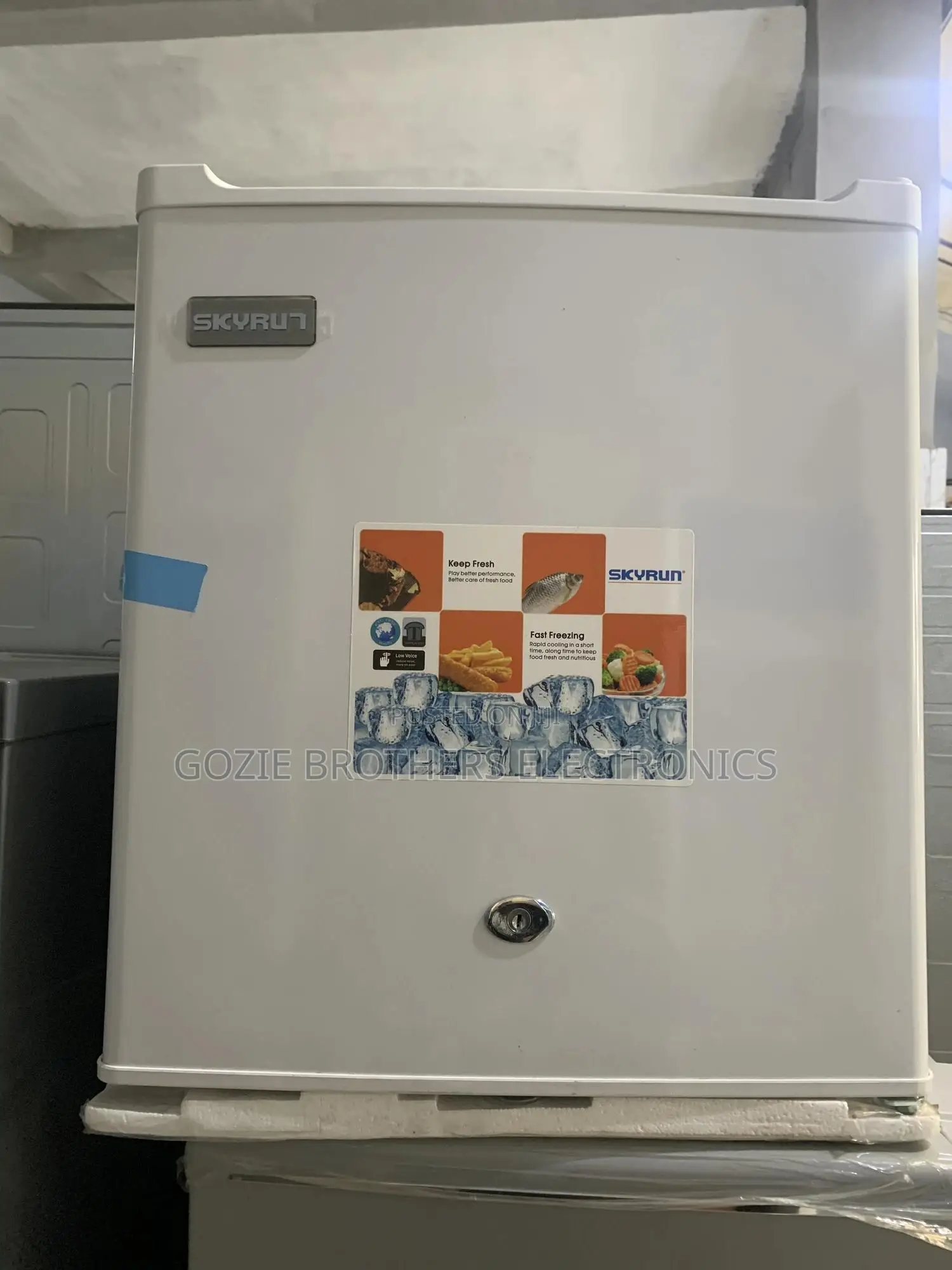 Skyrun Bed Side Refrigerator With Freezer Inside.