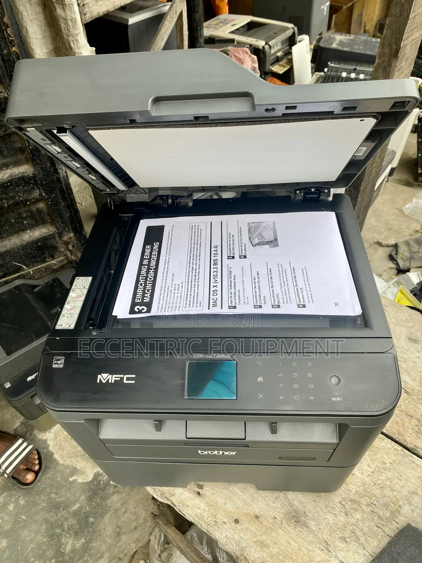 Brother MFC L2710dw Photocopier