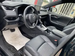 Toyota RAV4 2021 Black