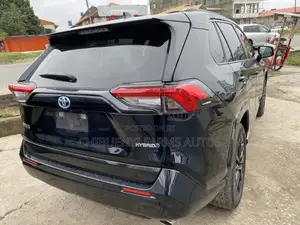 Toyota RAV4 2021 Black