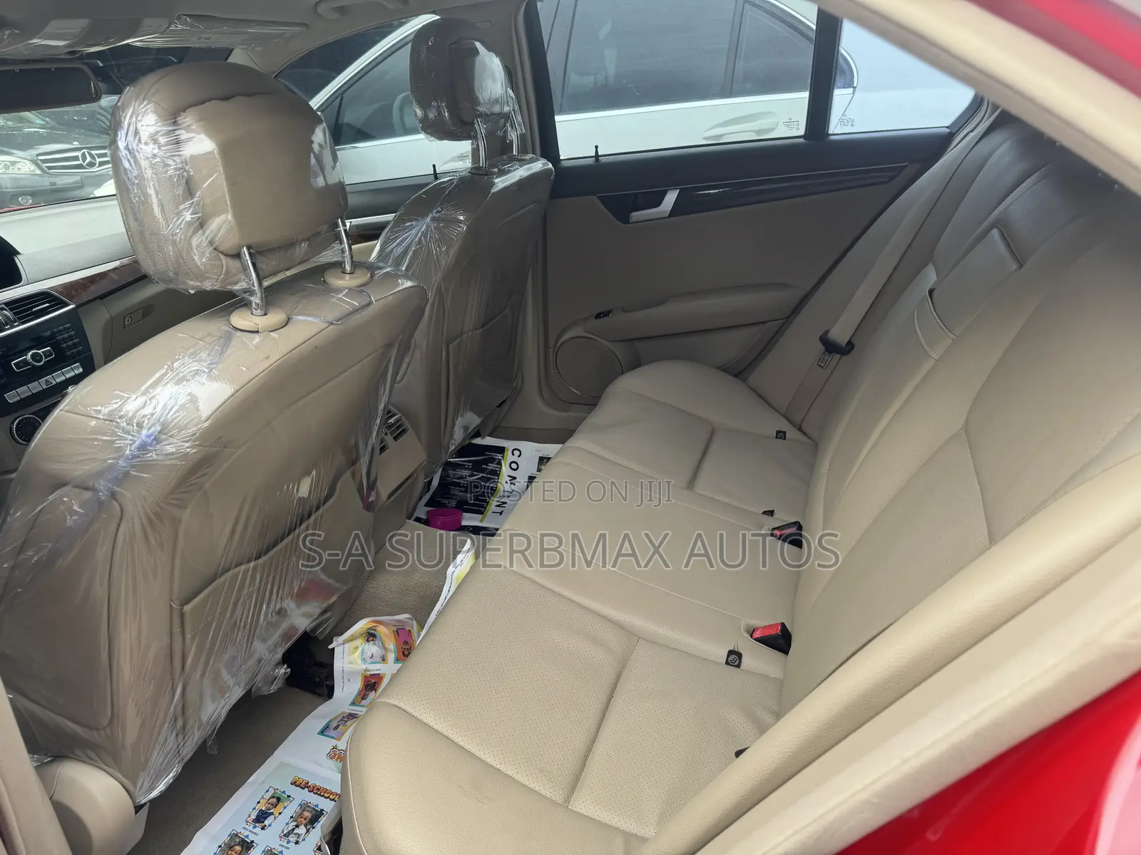 Mercedes-Benz C250 2013 Red