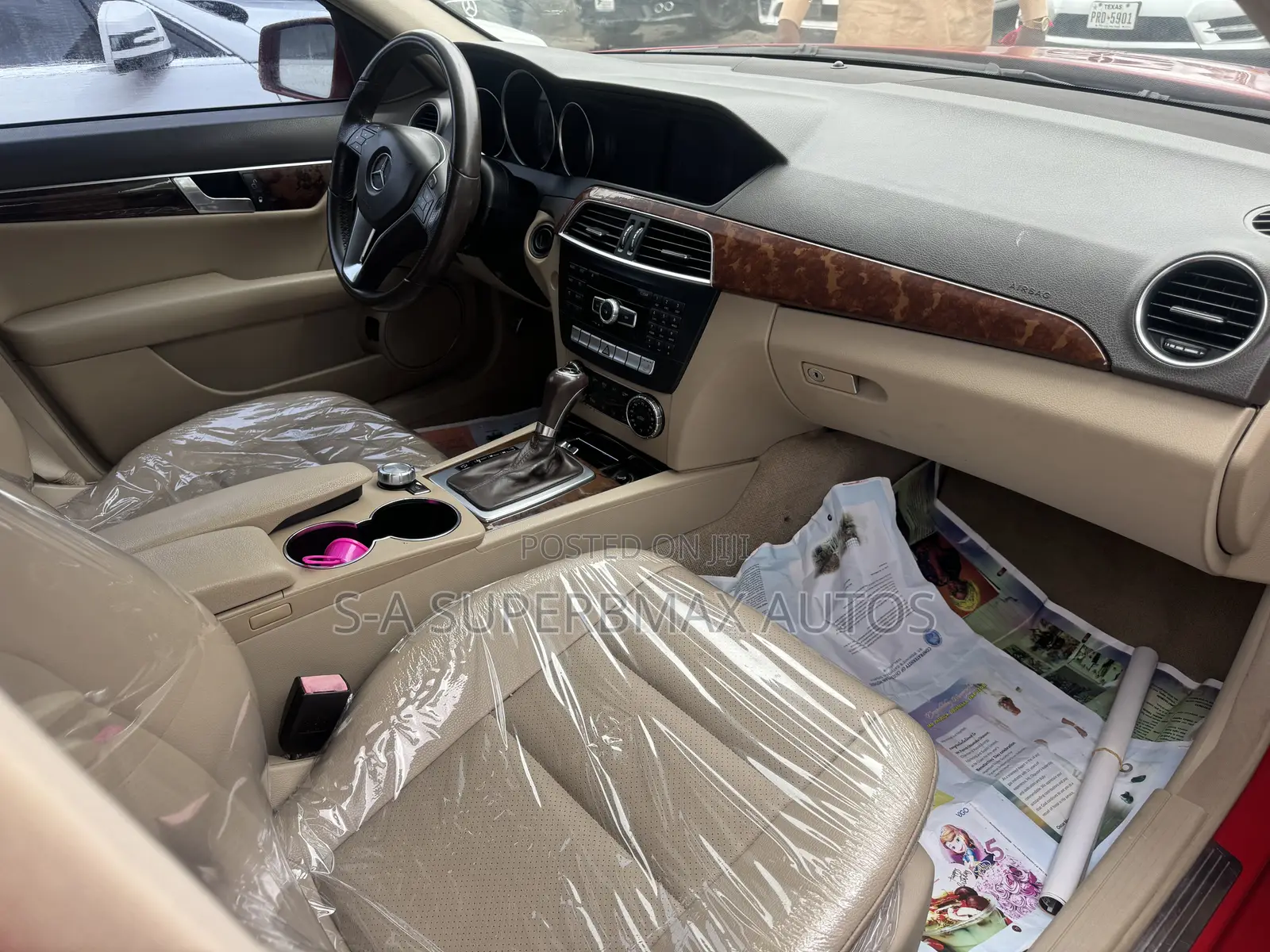Mercedes-Benz C250 2013 Red