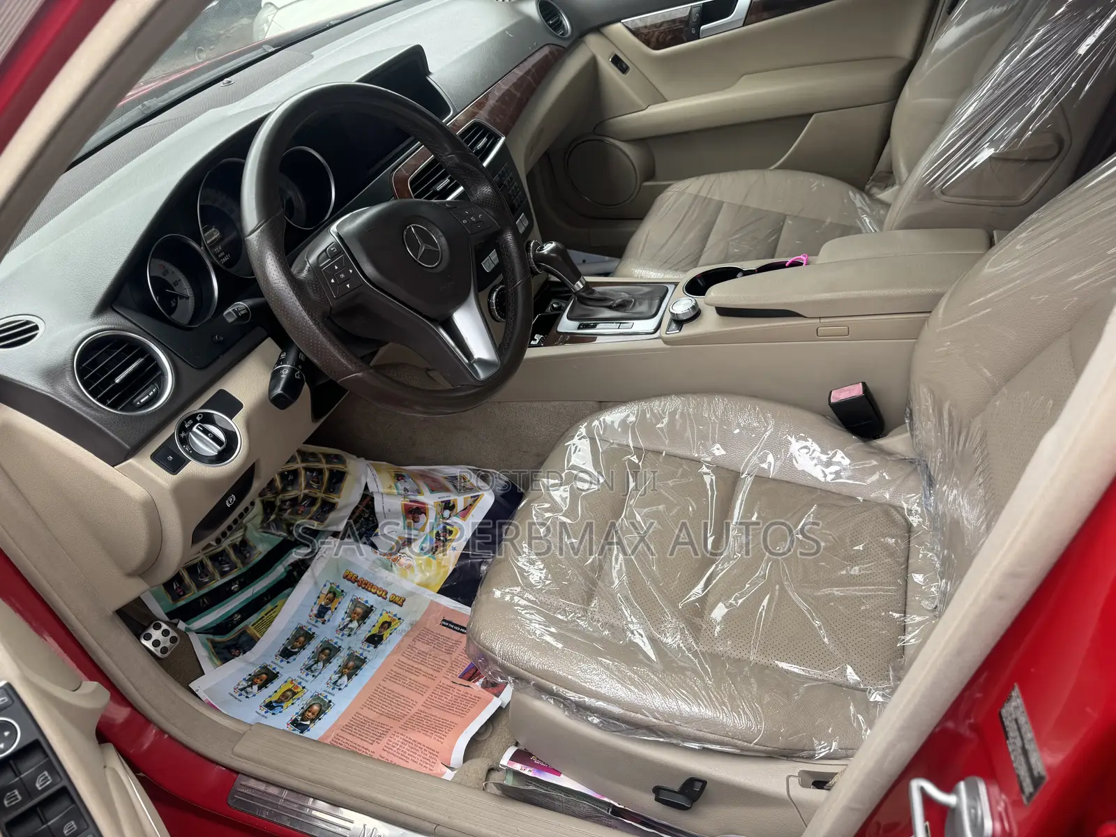 Mercedes-Benz C250 2013 Red