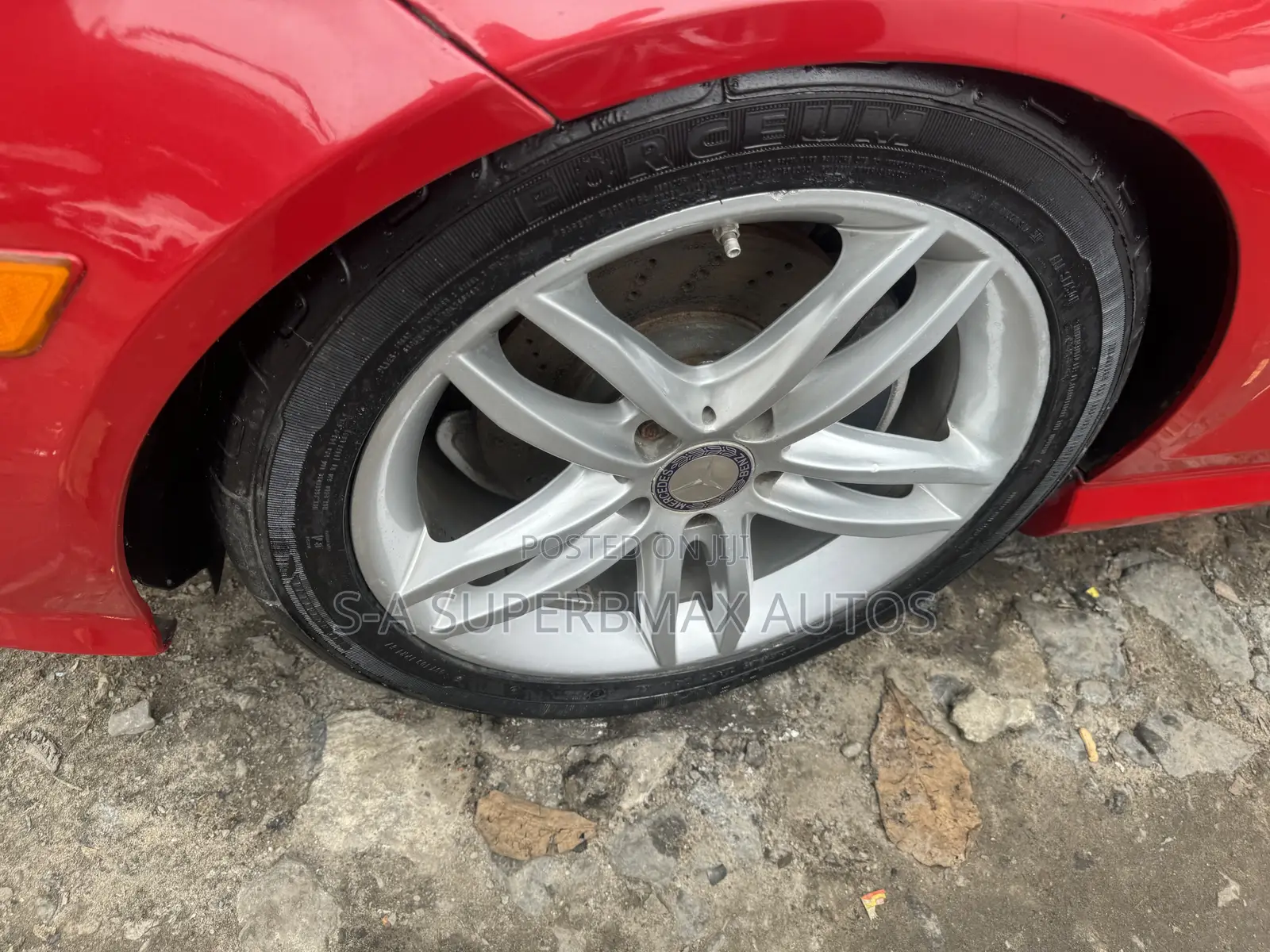 Mercedes-Benz C250 2013 Red