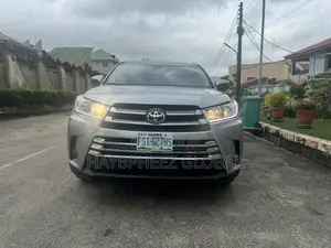 Toyota Highlander 2015 Silver
