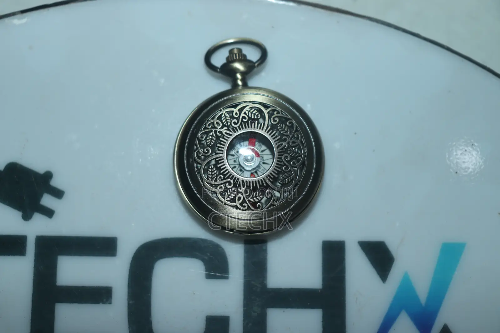 Vintage Ancient Magnetic Compass